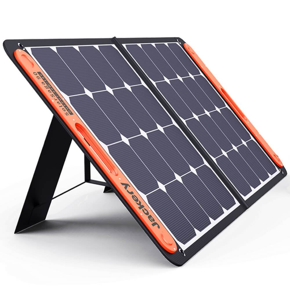 Jackery Solar Generator 550 + Solar Saga 100W