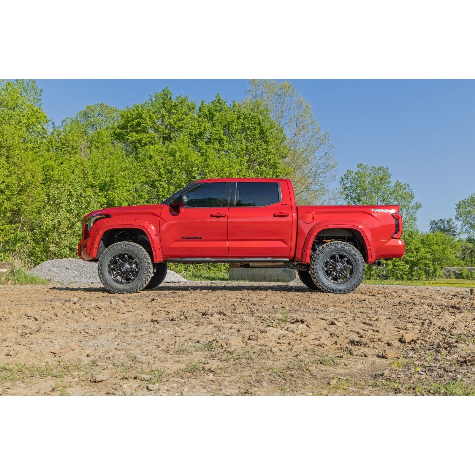 Rough Country 6" Lift Kit | 2022-2024 Toyota Tundra - 70330