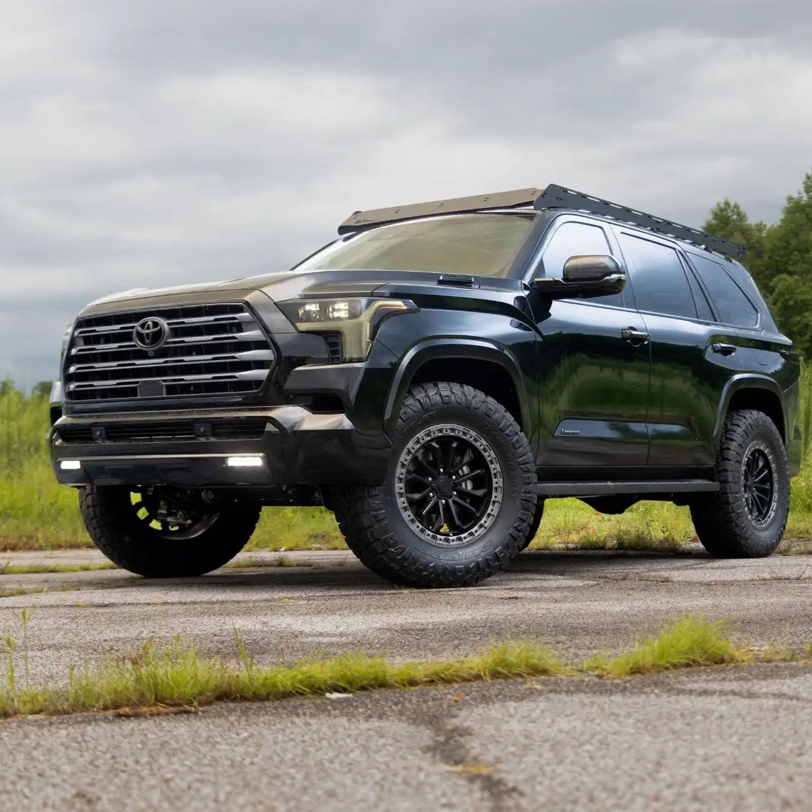 Rough Country 3.5" Lift Kit | 2023+ Toyota Sequoia - 70330_a