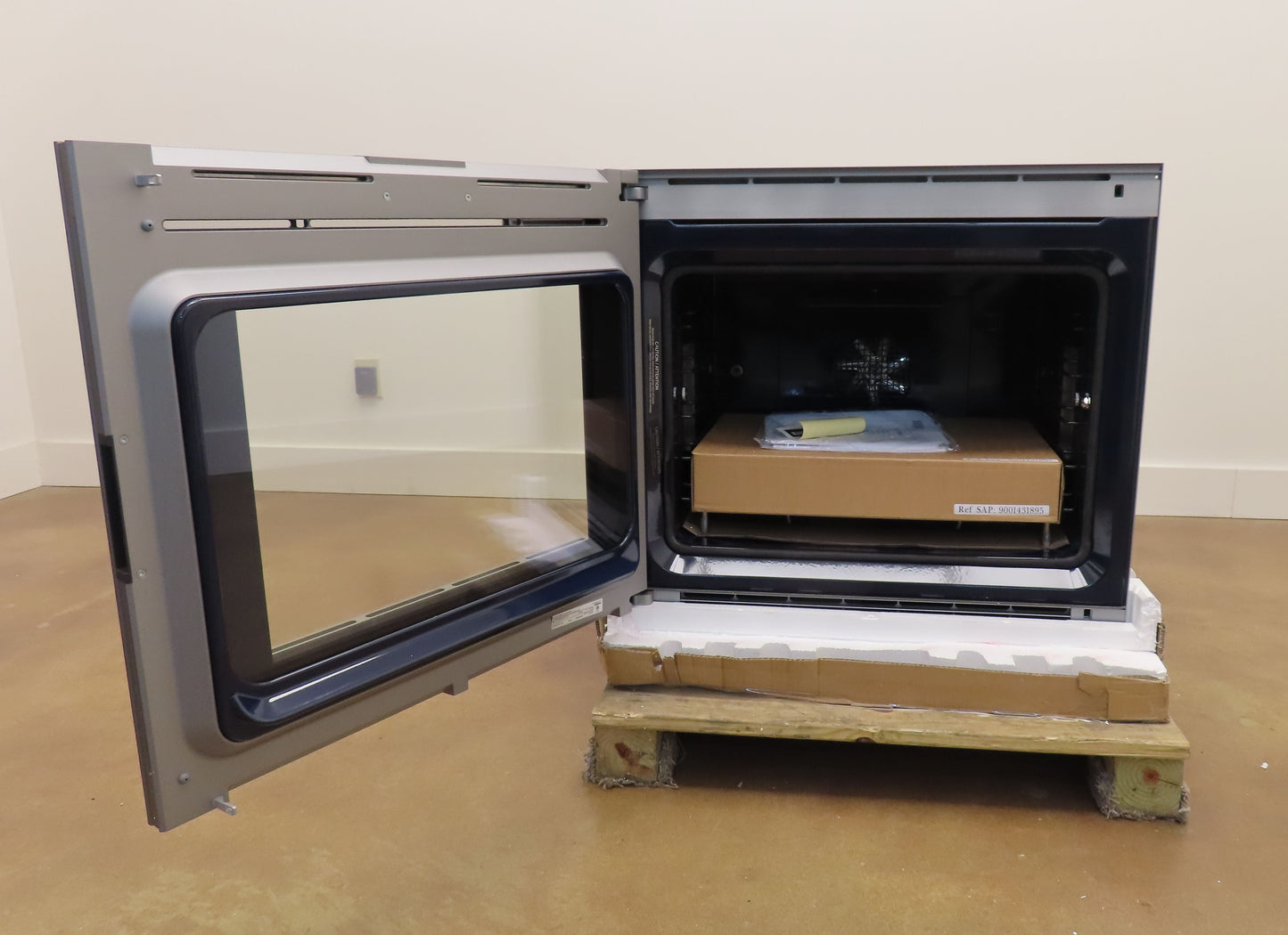 Gaggenau 400 Series 30" Home Connect Left Hinged Electric Wall Oven - BO481613