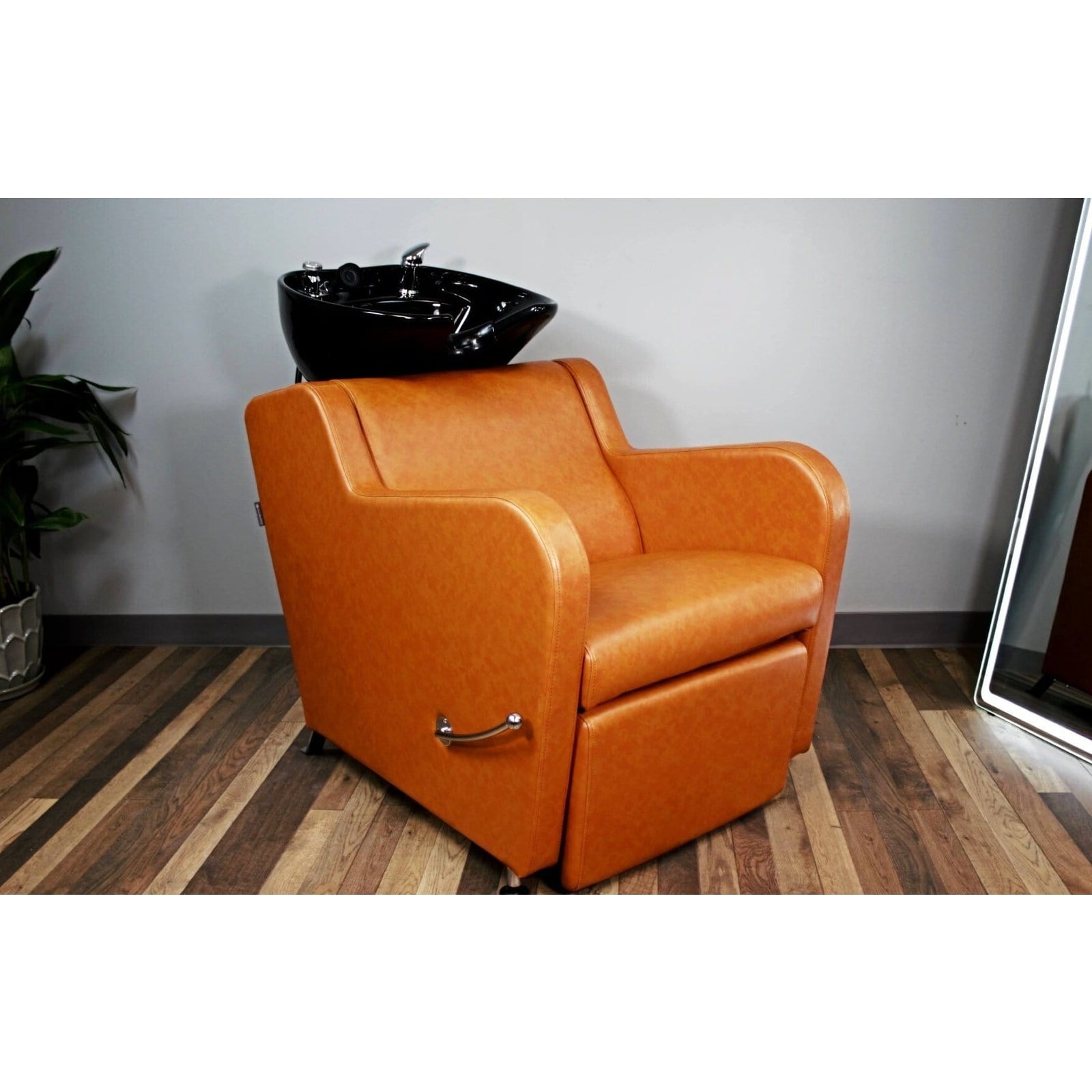 SALON EQUIPMENT PACKAGE - SHAMPOO STATION & STYLING CHAIR IN CAMEL - HON-PKG-CAM-BWSH-SYCHR-KIT