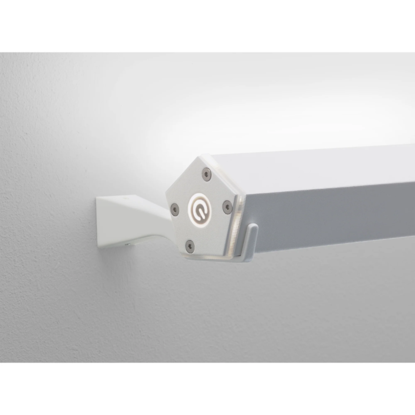 Pencil Light - Horizontal Wall Mount - ZAF-LD0800-HW-R3