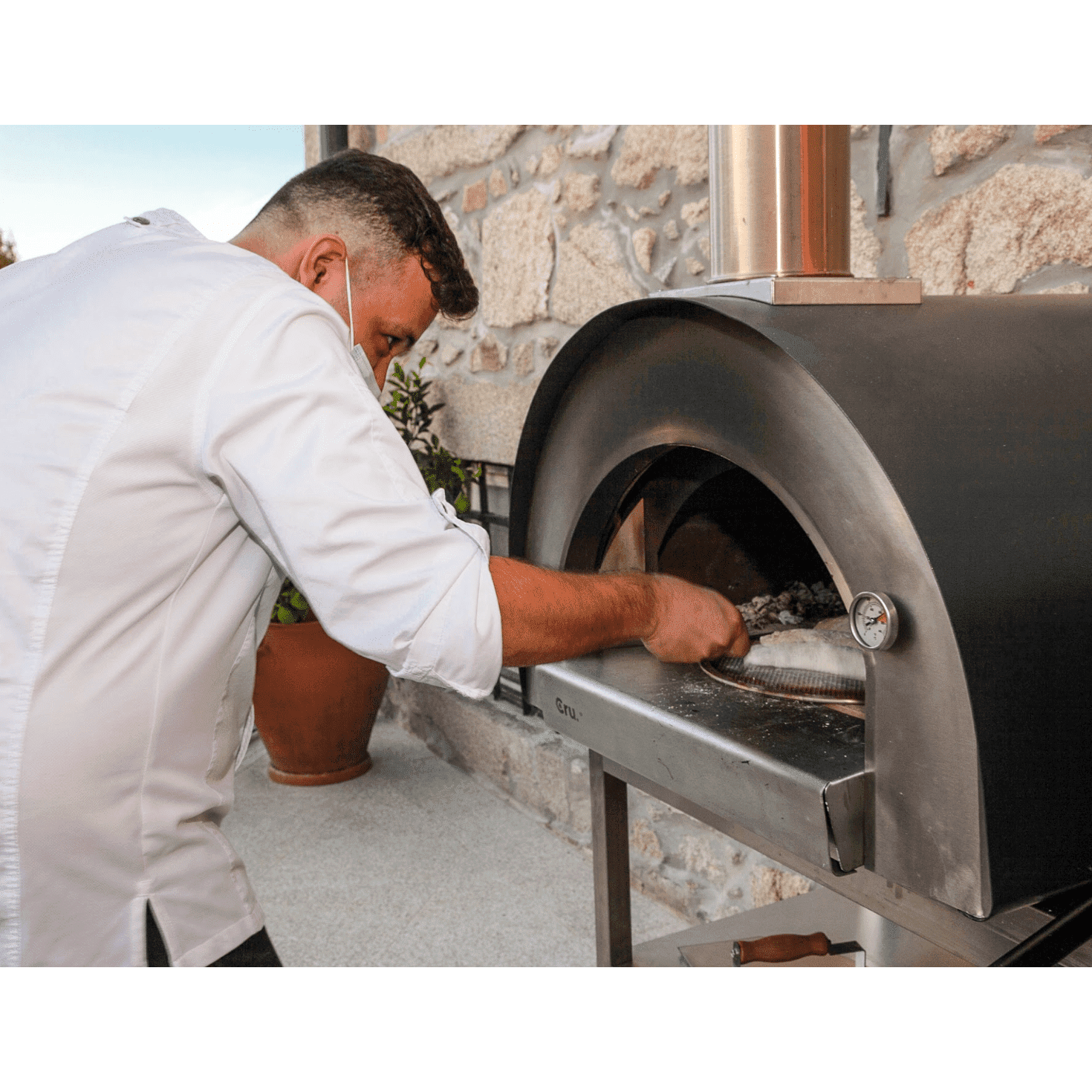 Cru Pro 60 Wood Fired Oven - CRUO60G1