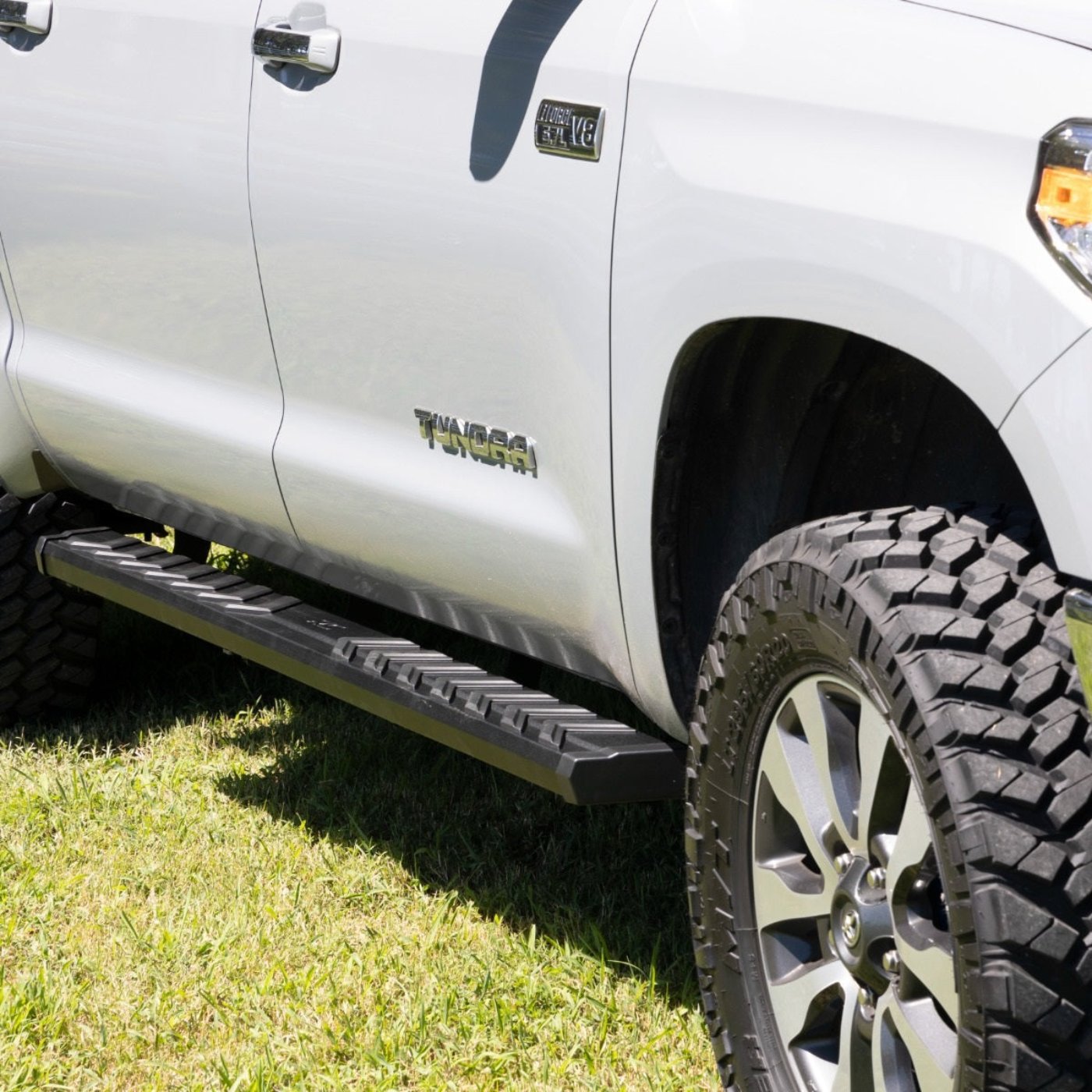 ROUGH COUNTRY BA2 RUNNING BOARDS | 2007-2021 TOYOTA TUNDRA - 41005