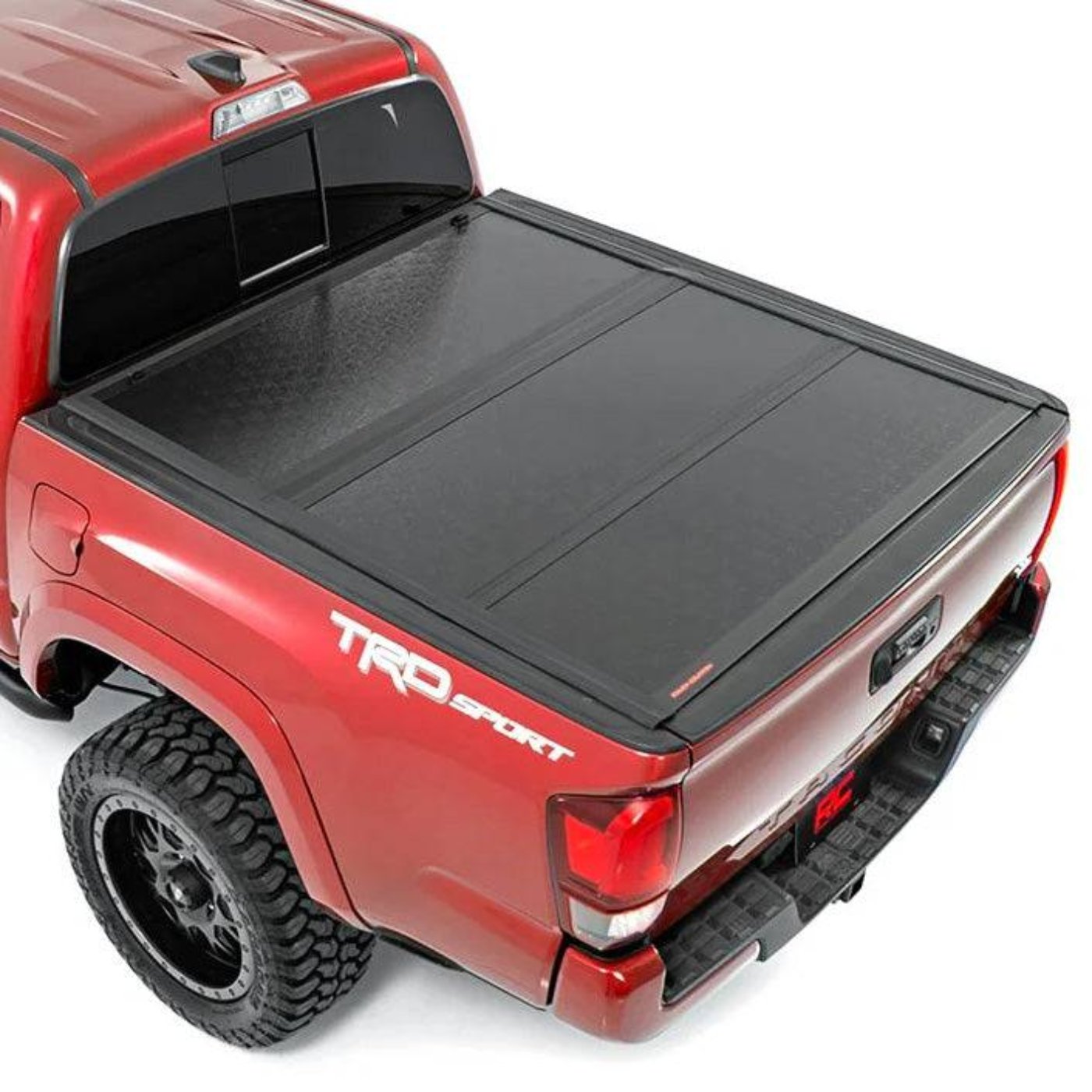 Rough Country Low Profile Tri-Fold Hard Bed Cover | 2023-2016 Toyota Tacoma - 47420500A