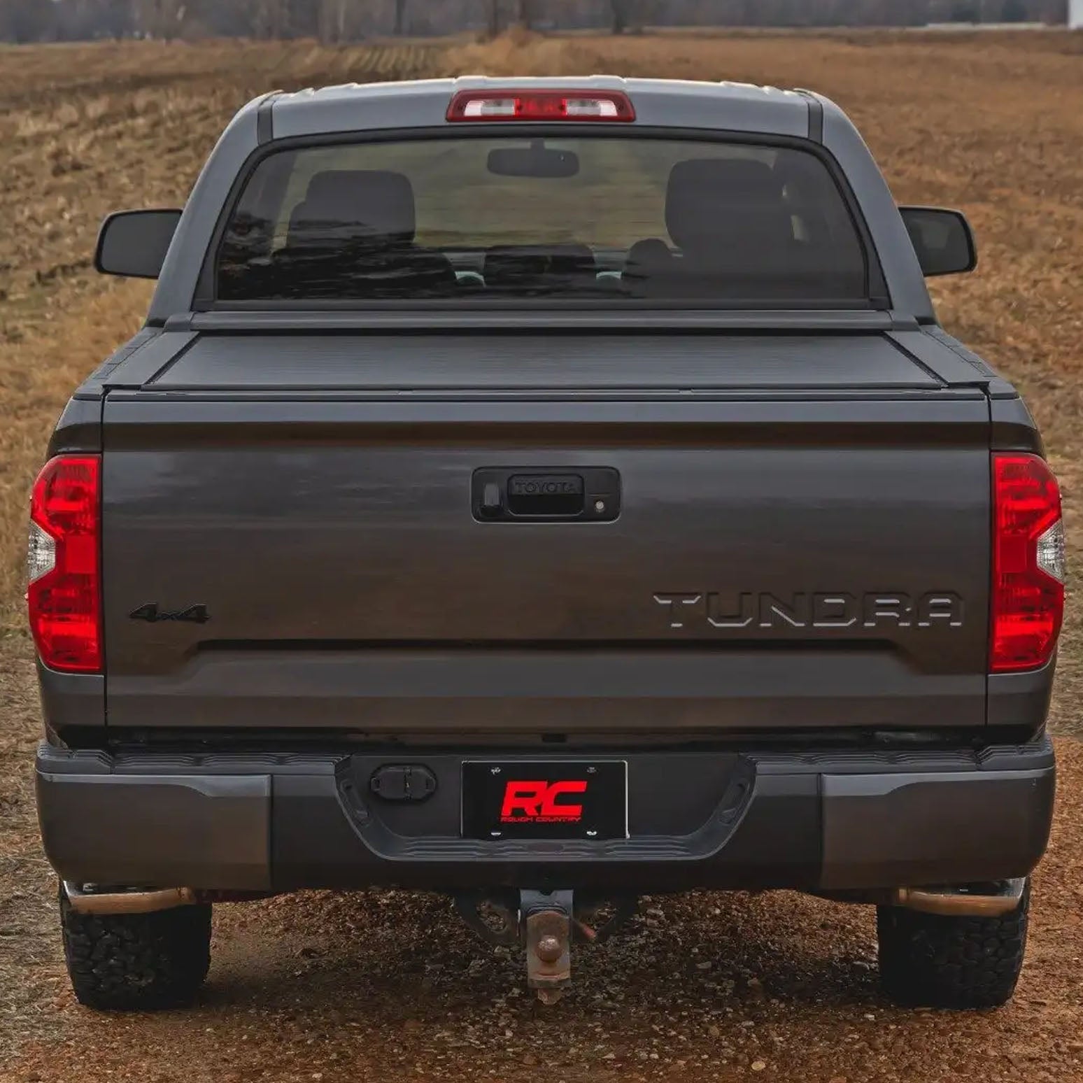 ROUGH COUNTRY RETRACTABLE HARD BED COVER | 2007-2021 TOYOTA TUNDRA - 46414550